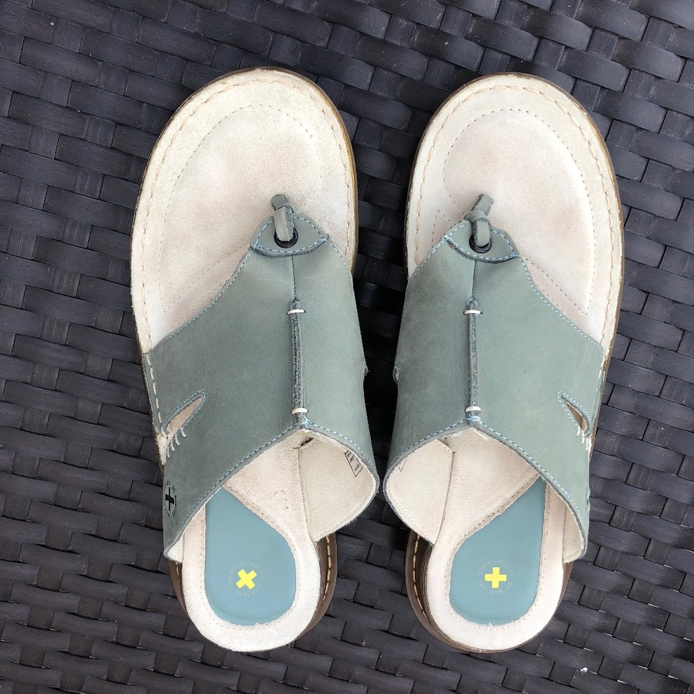 Doc Marten Soft Leather Thong Sandals